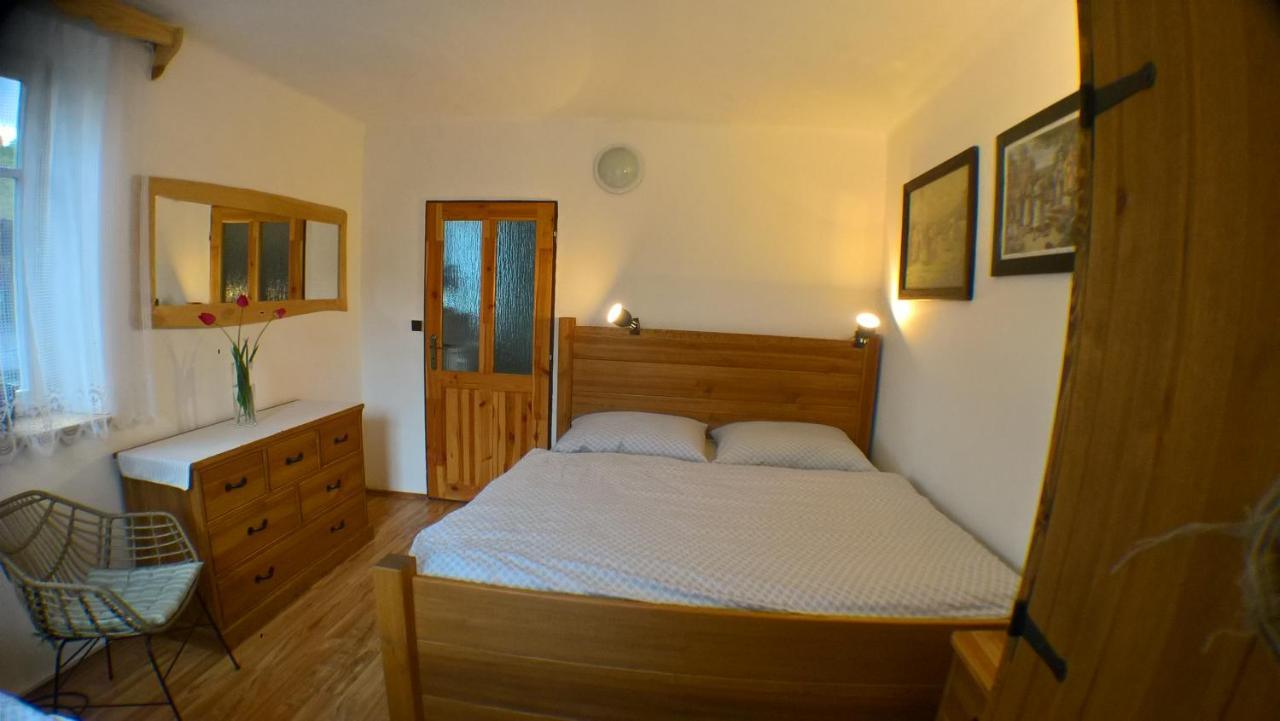 Chalupa Pod Drabskymi Svetnickami Villa มินิโคโว ฮราดิชติเย ภายนอก รูปภาพ