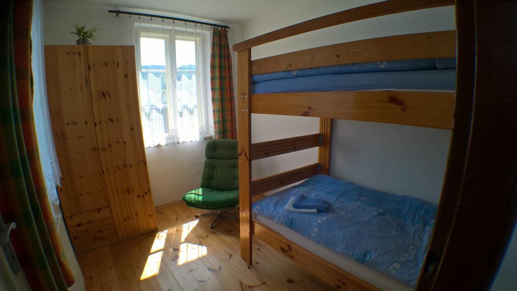 Chalupa Pod Drabskymi Svetnickami Villa มินิโคโว ฮราดิชติเย ภายนอก รูปภาพ
